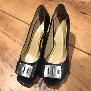 Nine West black wedges